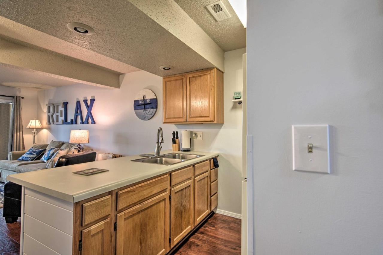 Reed Springs Condo With Furnished Deck And Pool Access Reeds Spring Exterior foto